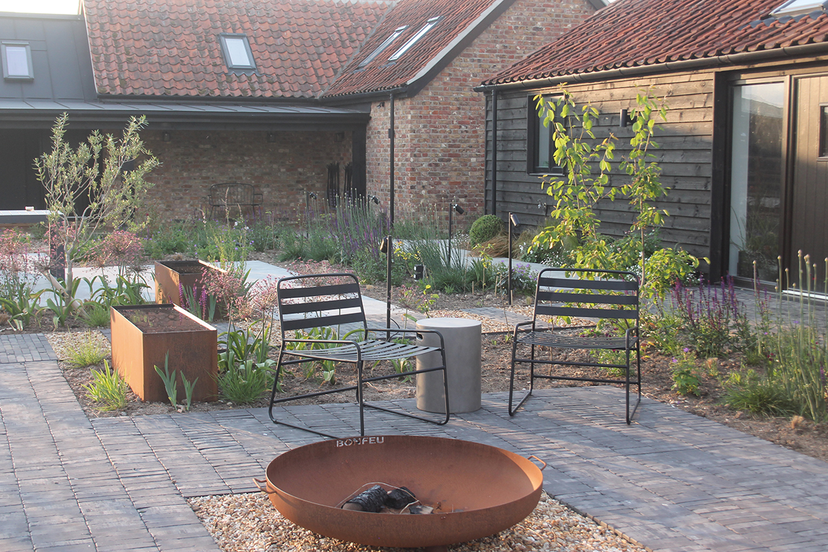 Cambridgeshire Landscapes & Design | Patios | Driveways | Fencing | Decking | Garden Rooms | Garden Design & Build | Security Fencing | Automated Gates | Resin Driveways