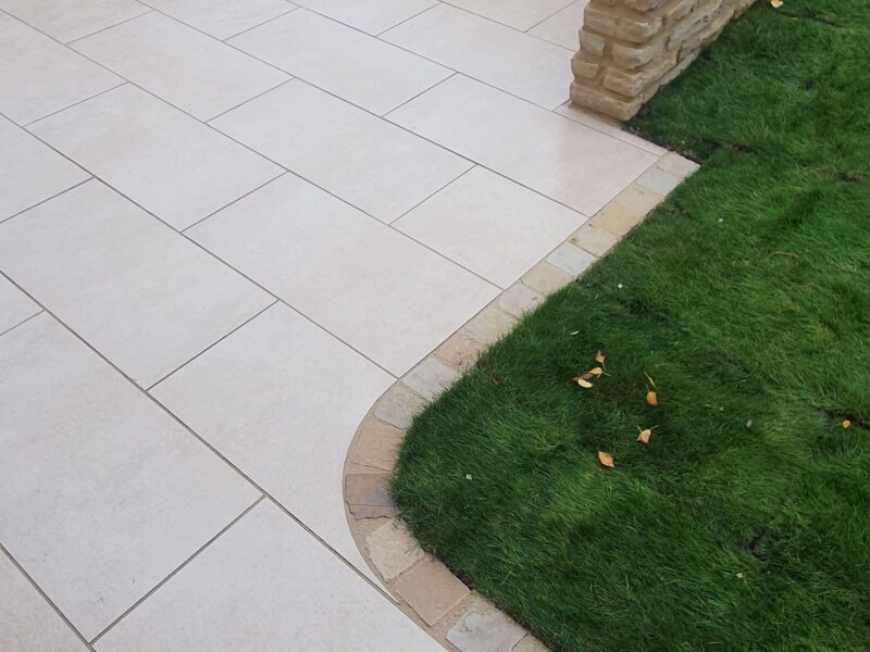 Cambridgeshire Landscapes & Design | Patios | Driveways | Fencing | Decking | Garden Rooms | Garden Design & Build | Security Fencing | Automated Gates | Resin Driveways