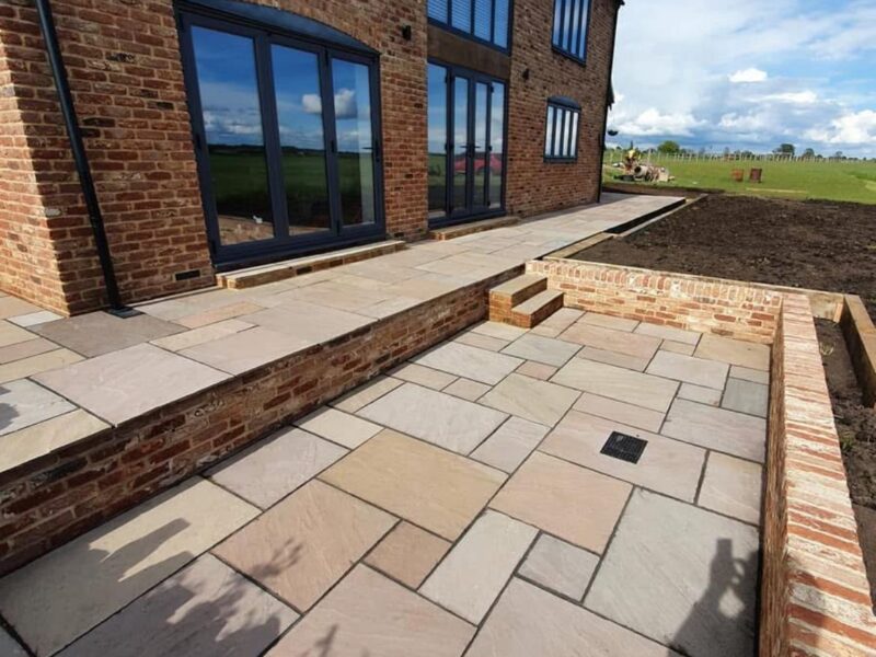 Cambridgeshire Landscapes & Design | Patios | Driveways | Fencing | Decking | Garden Rooms | Garden Design & Build | Security Fencing | Automated Gates | Resin Driveways